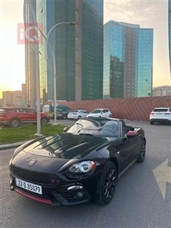 فيات 124 سبايدر